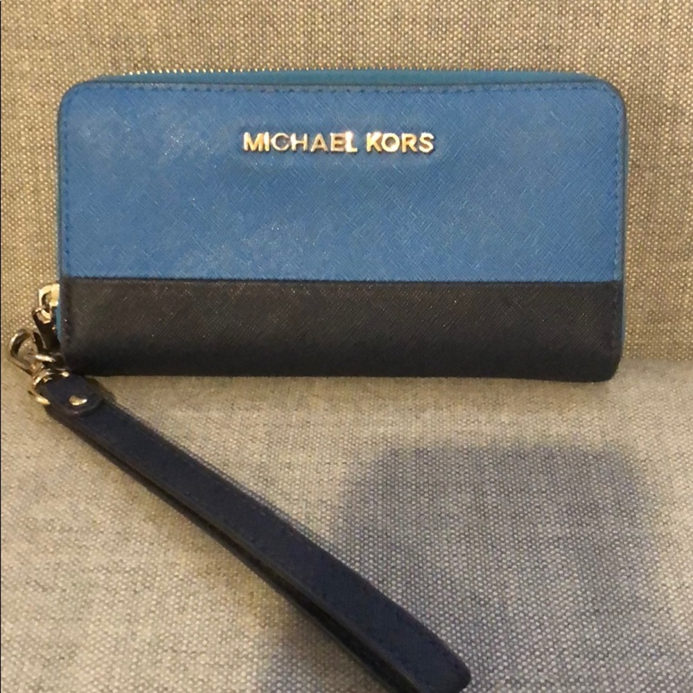 💙 Michael Kors wallet 💙